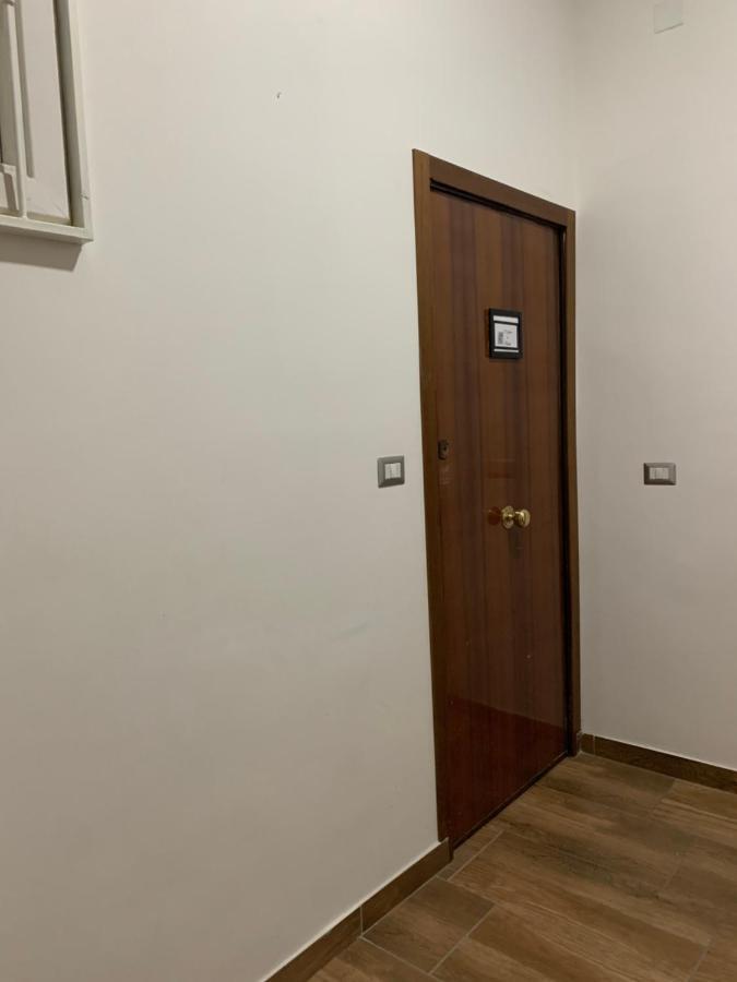 I Gironi Di Dante Apartment เนเปิลส์ ภายนอก รูปภาพ